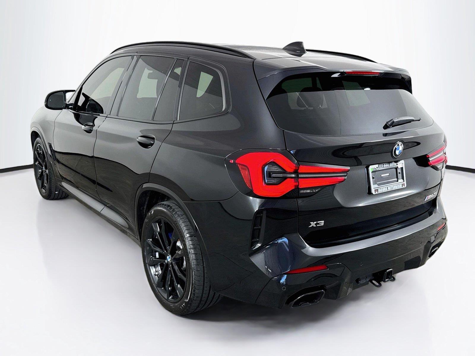 2022 BMW X3 photo 3