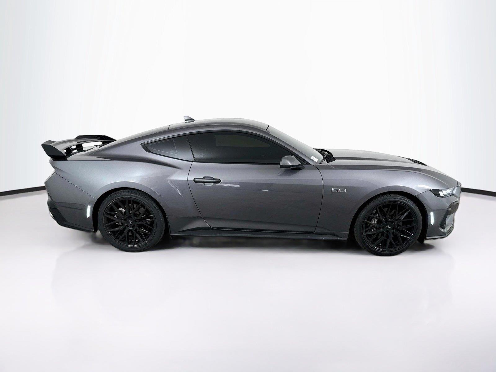 2024 Ford Mustang photo 6