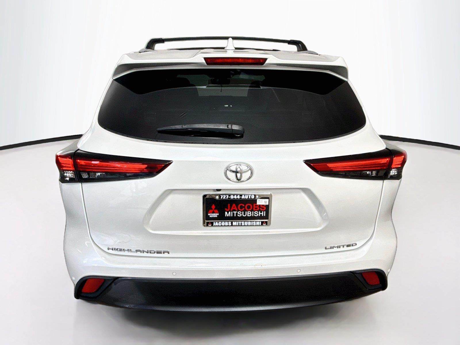 2023 toyota Highlander photo 4