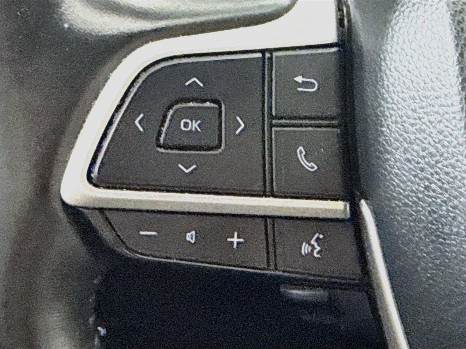 2023 toyota Highlander photo 11