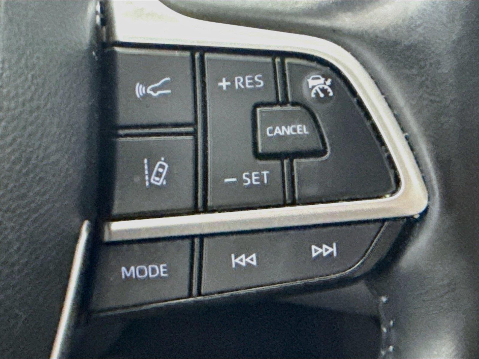 2023 toyota Highlander photo 12
