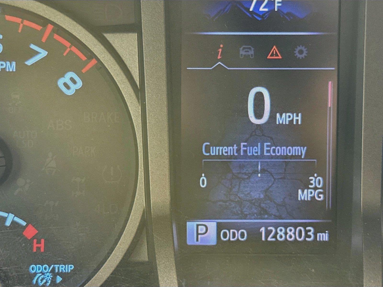 2018 Toyota Tacoma photo 10