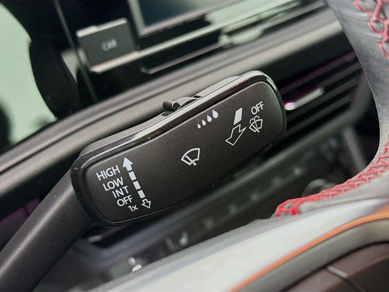 2019 volkswagen Jetta GLI photo 5