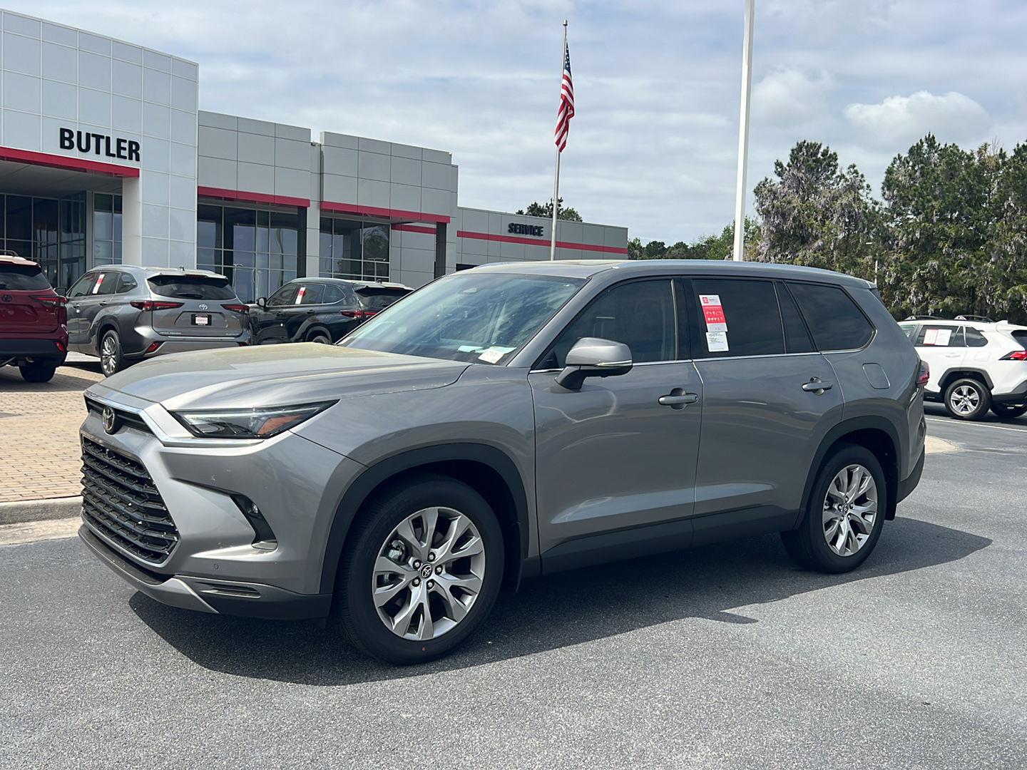 View vehicle photo 2