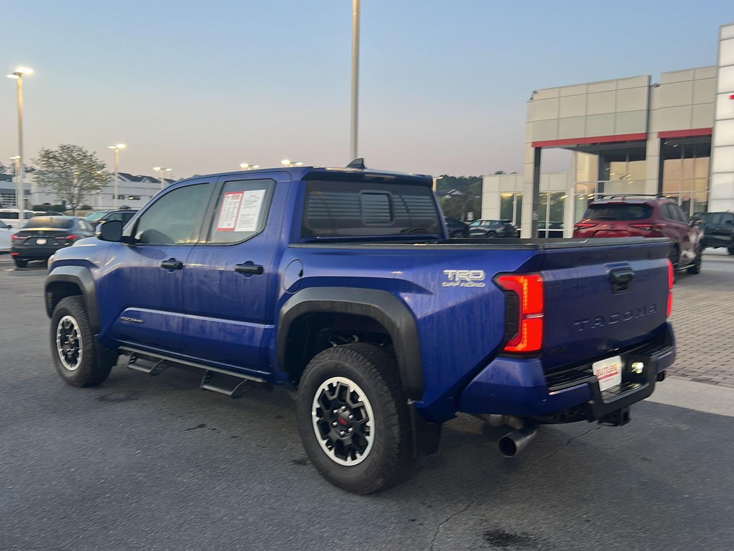 View vehicle photo 4