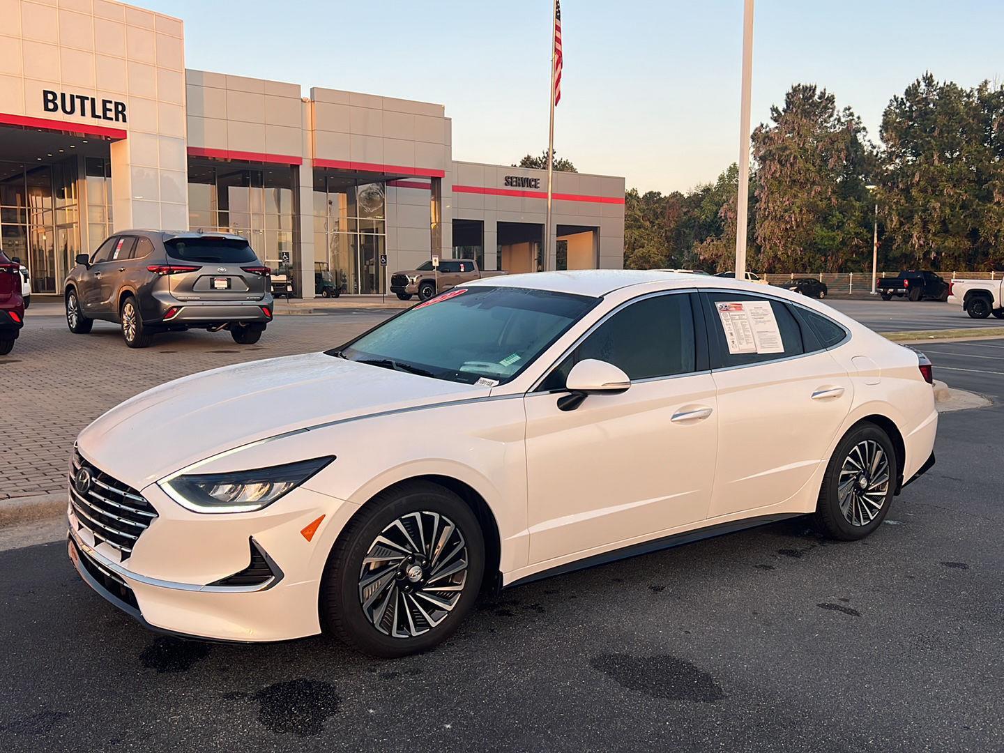 2022 Hyundai Sonata Hybrid SEL FWD