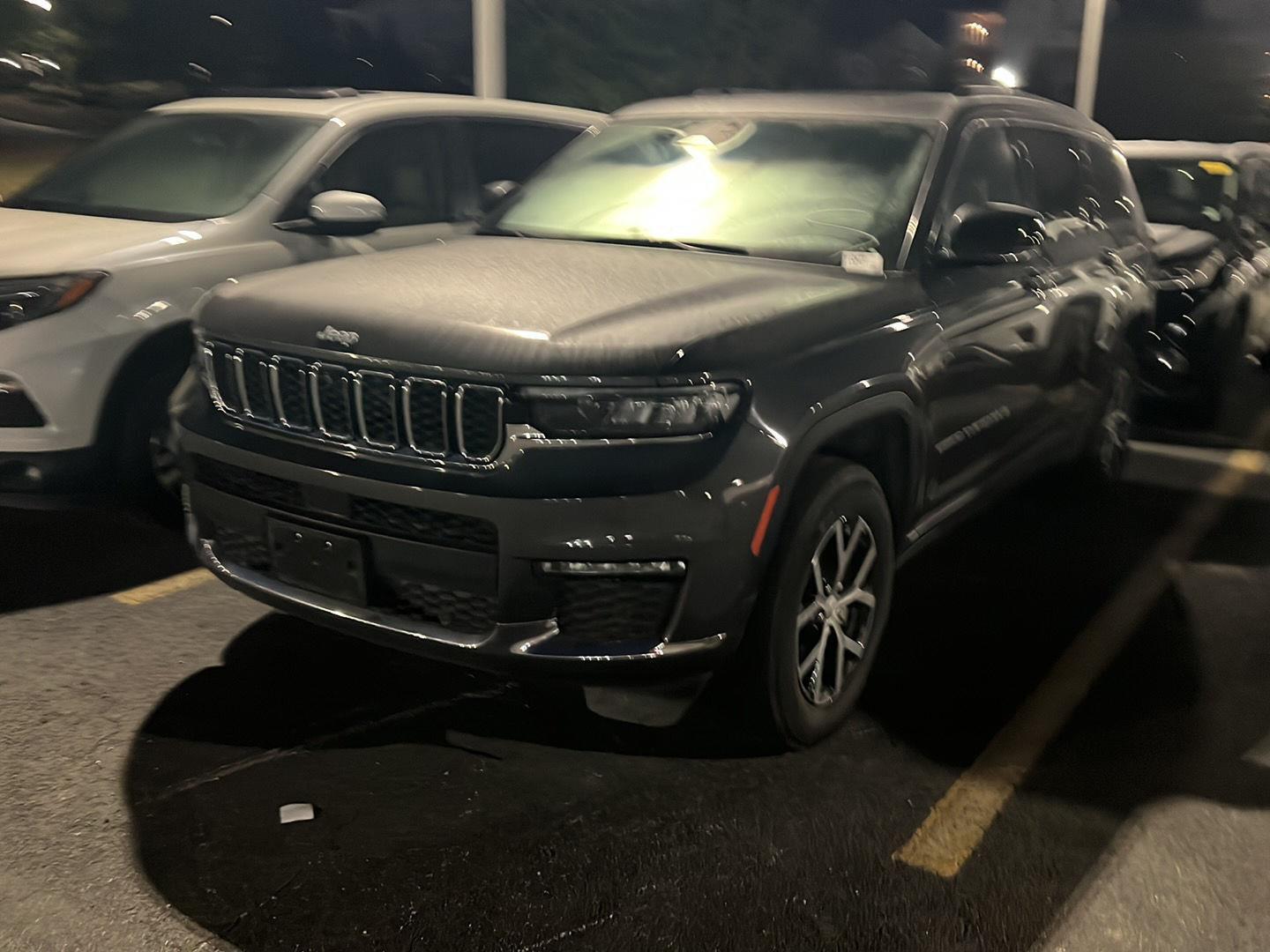 View vehicle photo 3