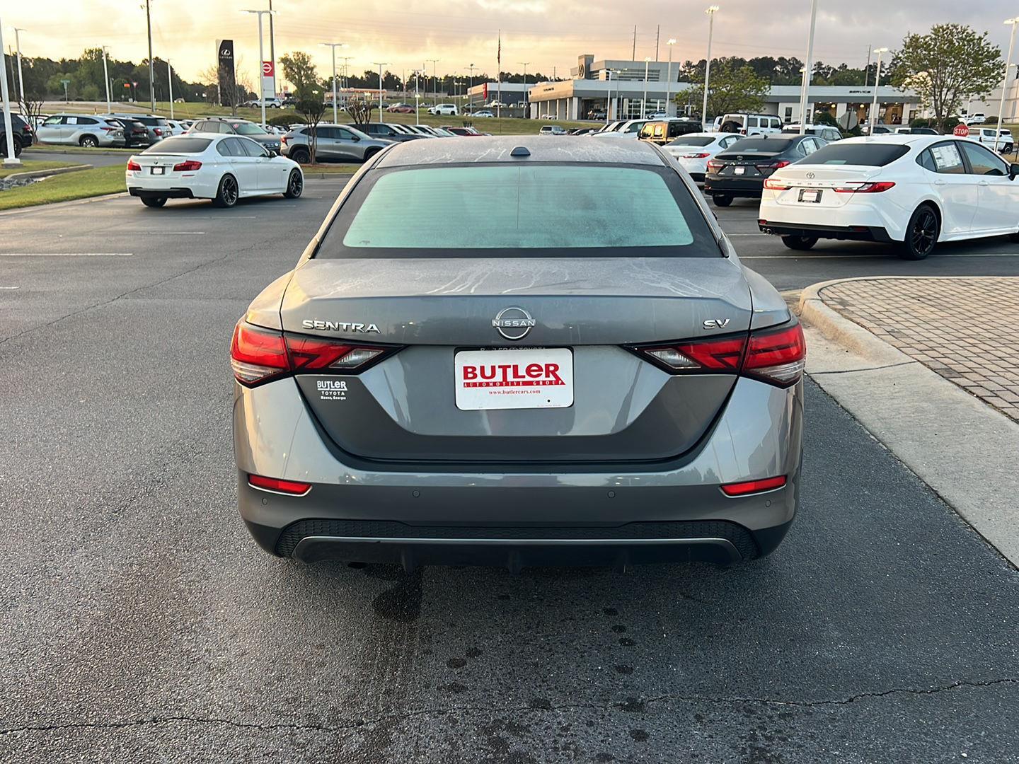 View vehicle photo 5