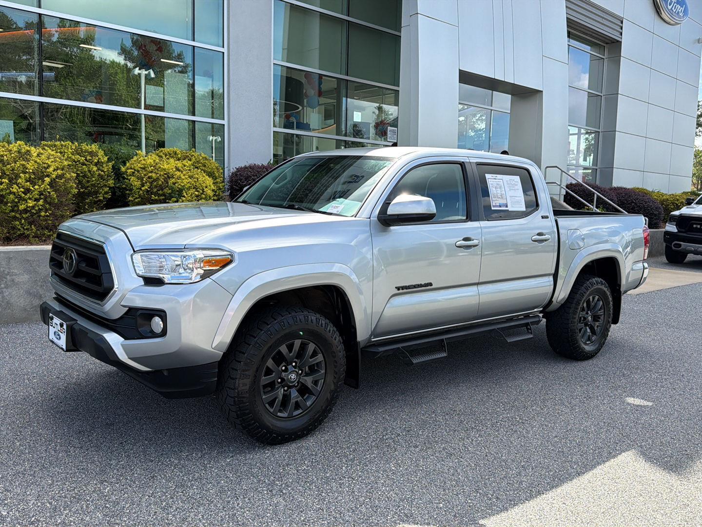 2023 Toyota Tacoma SR5 V6 Double Cab RWD