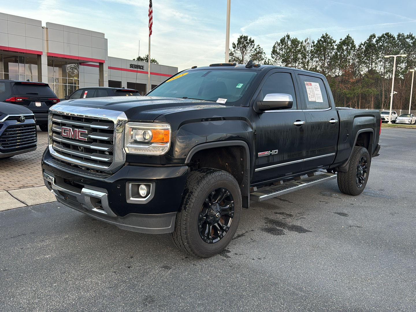 2015 GMC Sierra 2500HD SLT Crew Cab SB 4WD