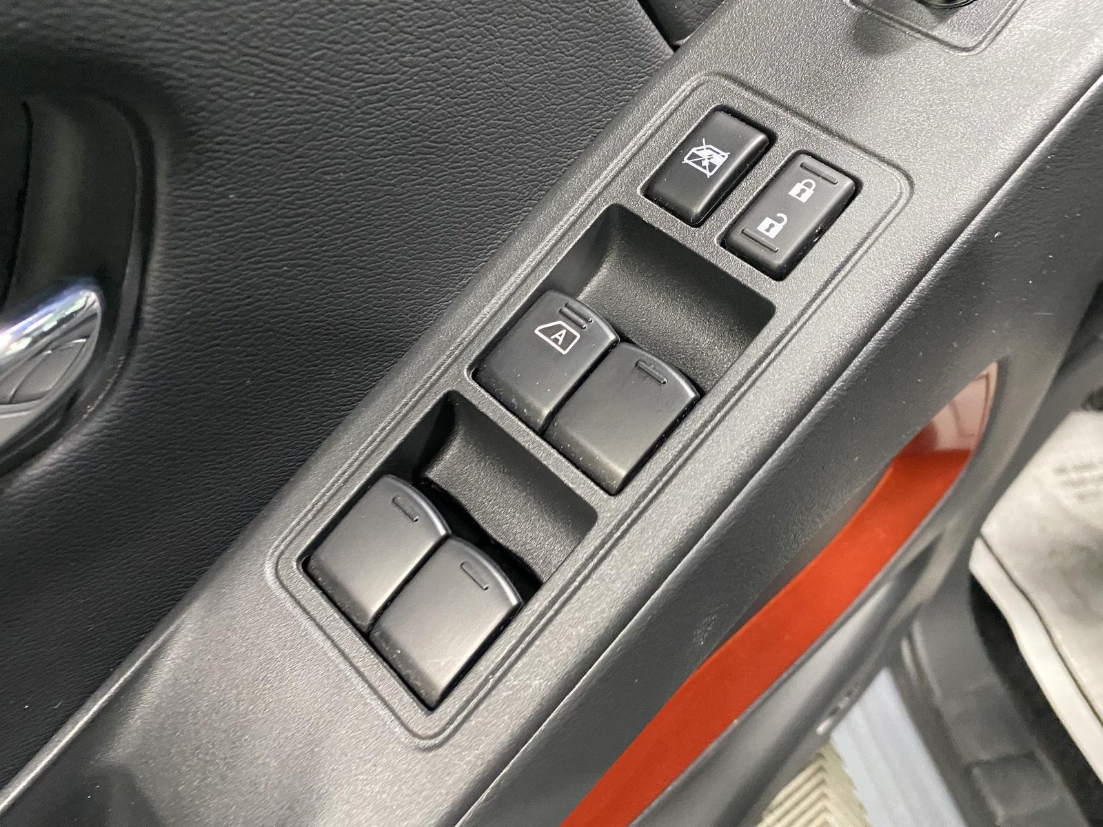 Used 2025 Boulder Gray Pearl Nissan PRO-4X image 16
