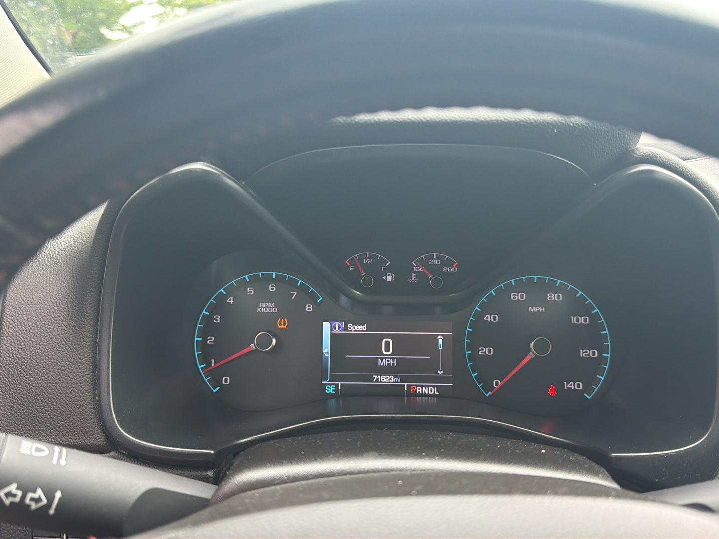 Used 2017 Onyx Black GMC 4WD SLE image 5