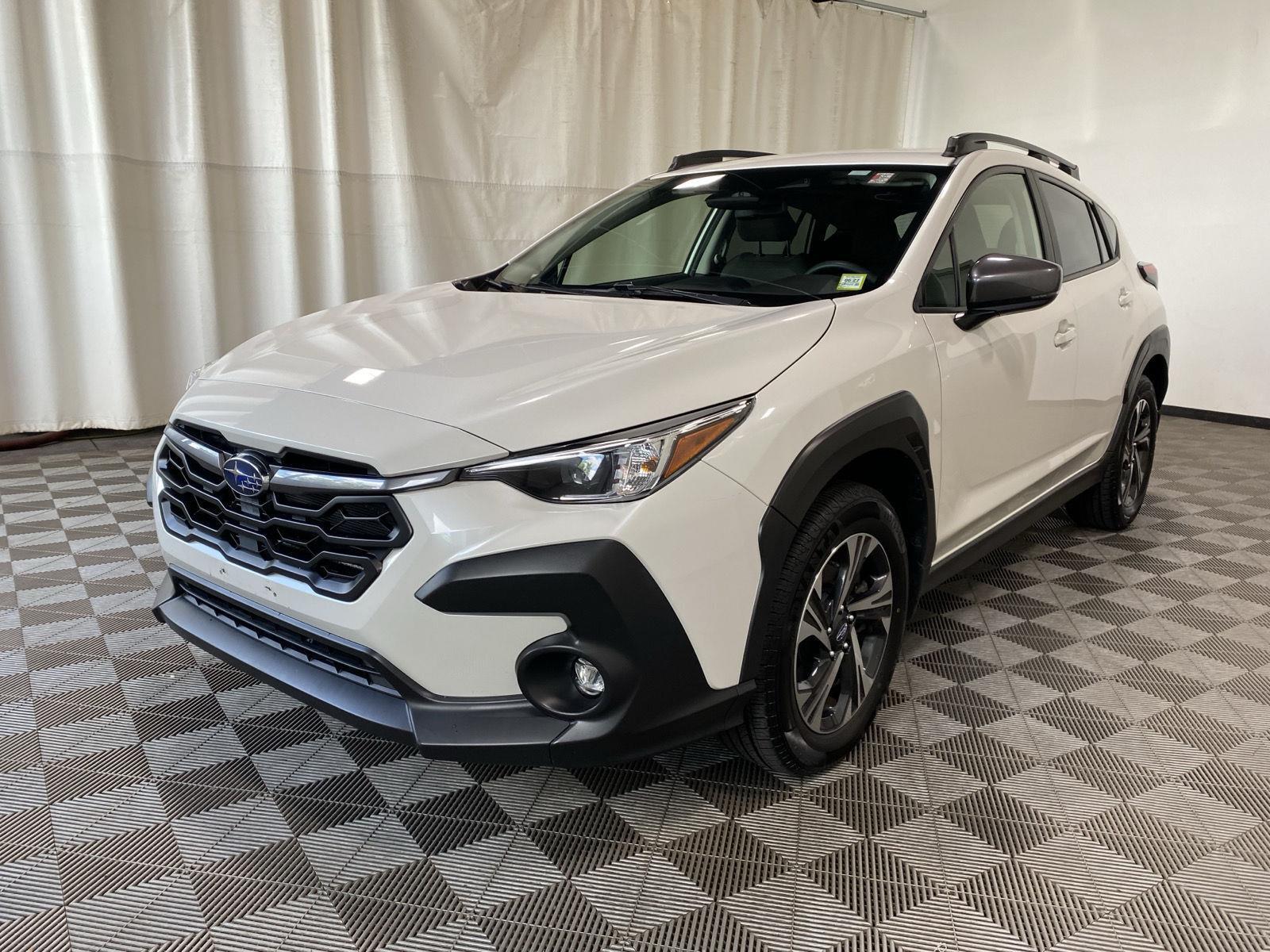 Used 2024 Crystal White Pearl Subaru Premium image 3
