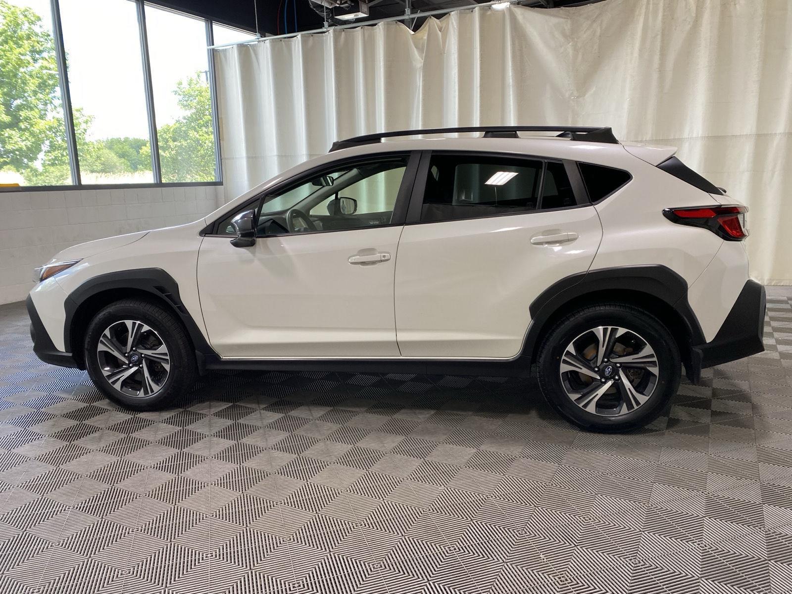 Used 2024 Crystal White Pearl Subaru Premium image 4