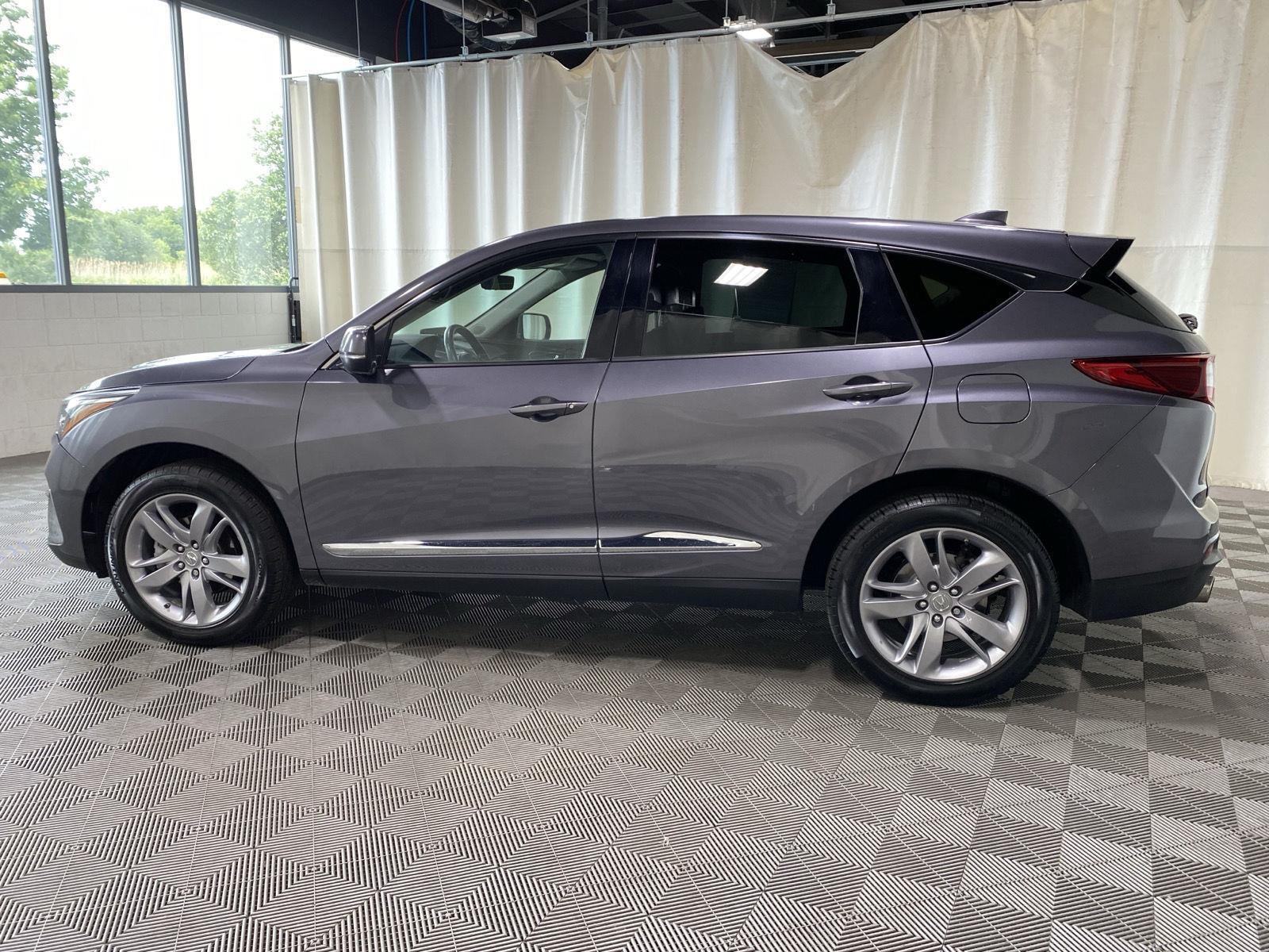 Used 2019 Modern Steel Metallic Acura SH-AWD w/Advance image 4