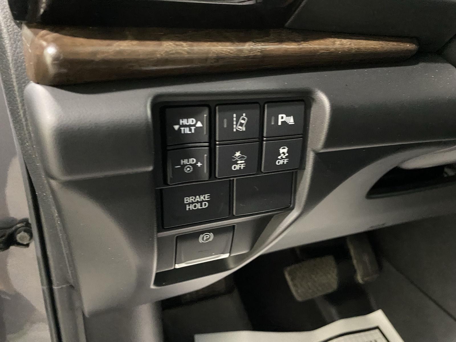 Used 2019 Modern Steel Metallic Acura SH-AWD w/Advance image 20