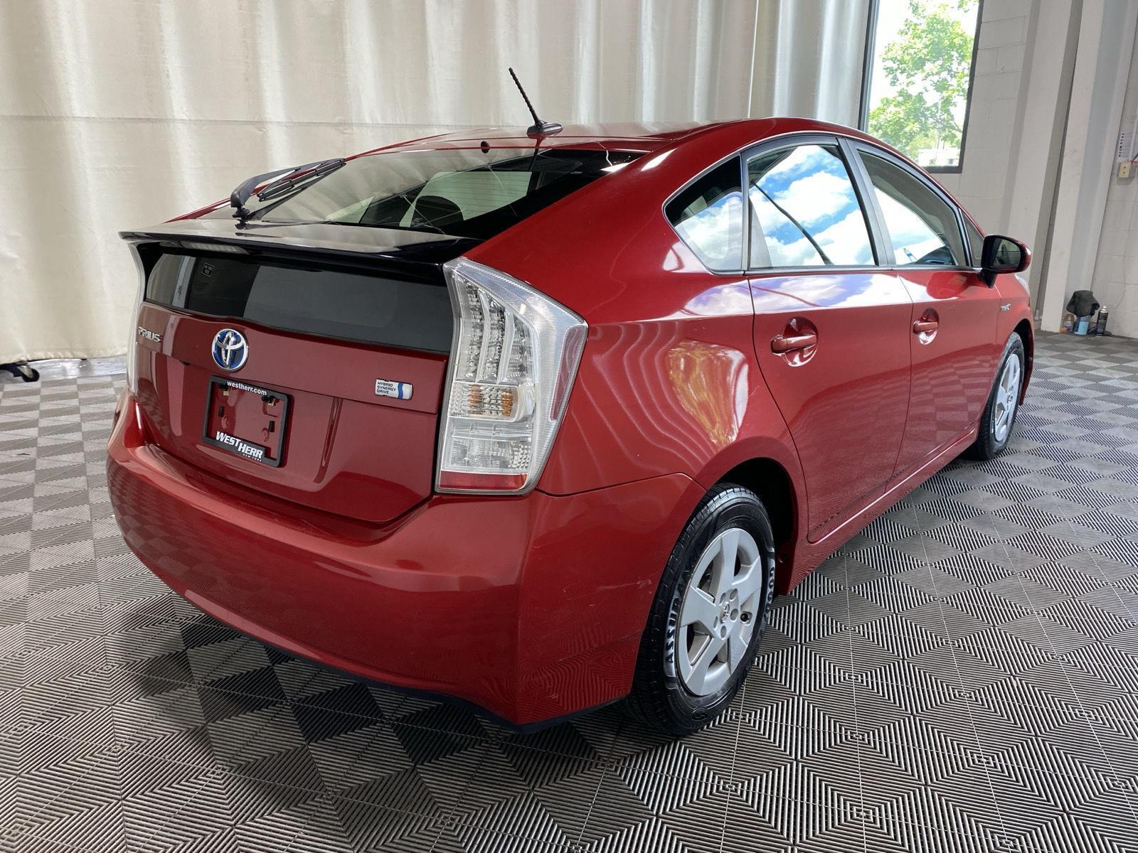 Used 2011 Barcelona Red Metallic Toyota Three image 7