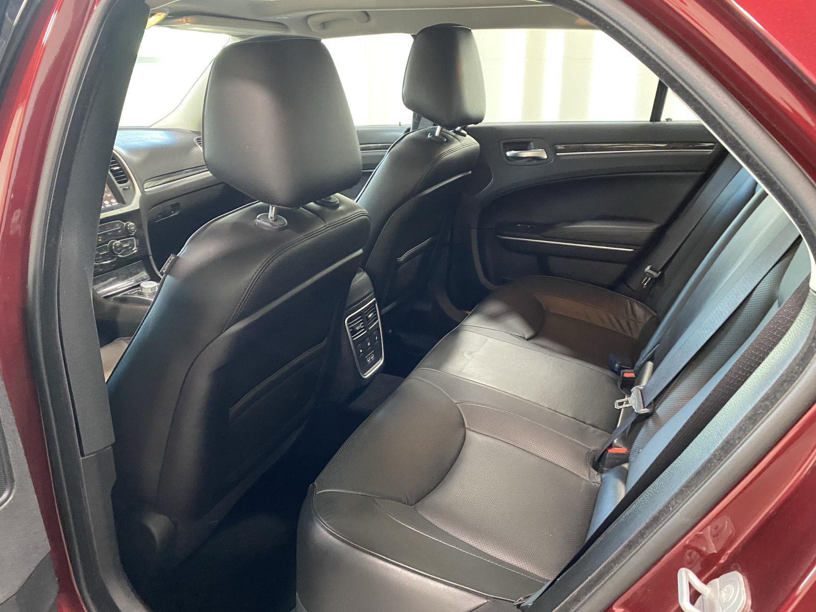 Used 2022 Velvet Red Pearlcoat Chrysler Touring L image 15