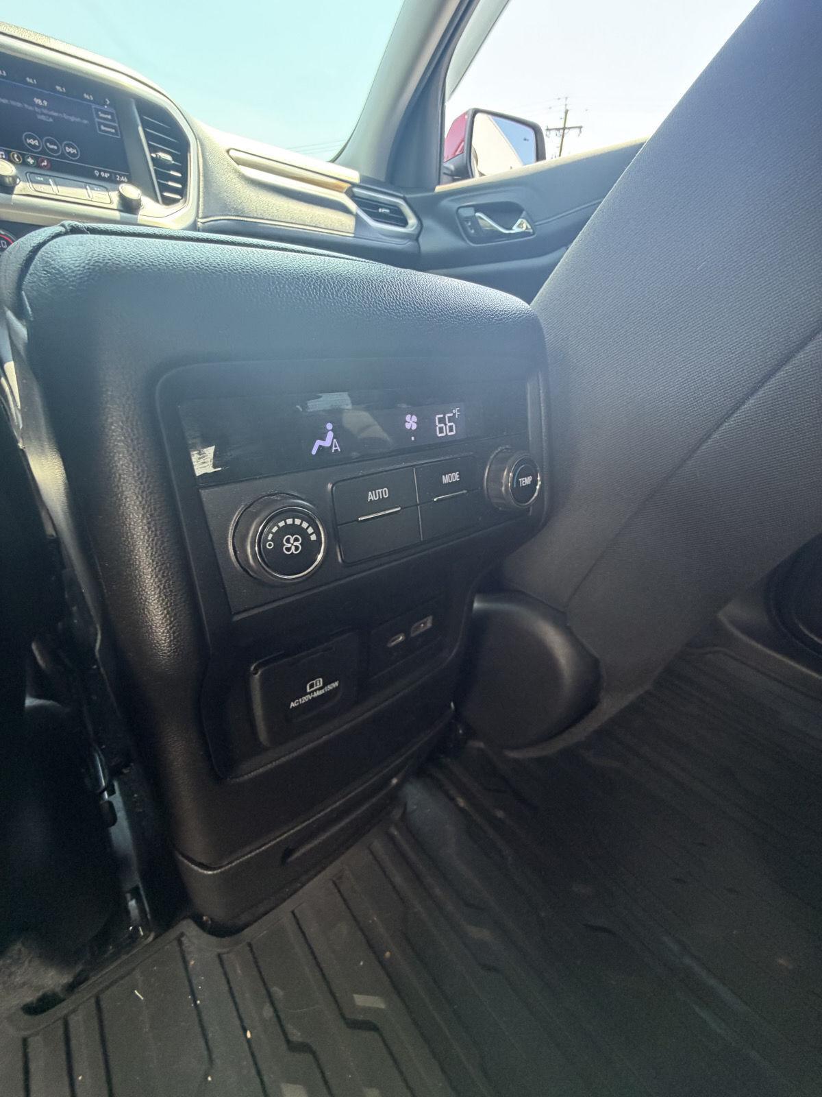 Used 2020 Red Quartz Tintcoat GMC SLE image 15