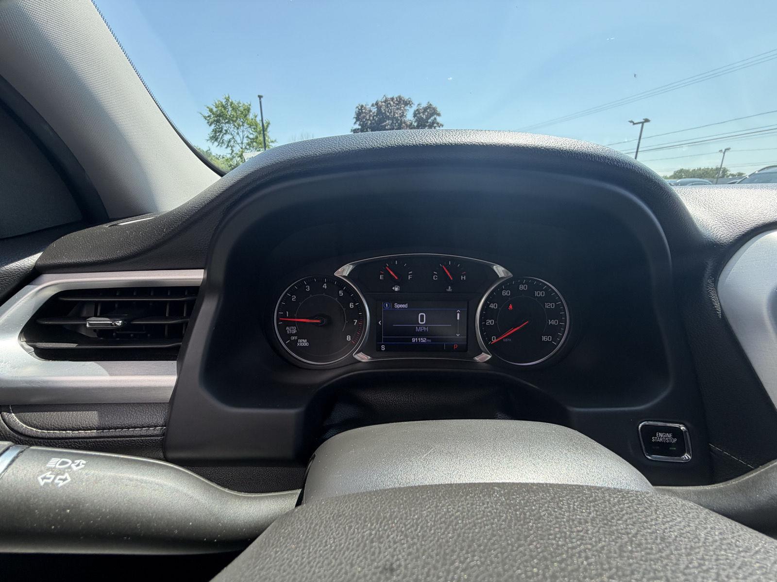 Used 2020 Red Quartz Tintcoat GMC SLE image 17