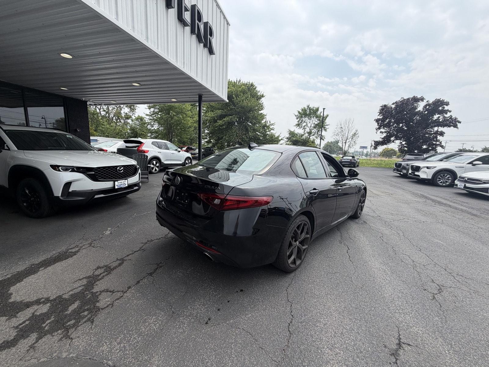 Used 2021 Alfa Black Alfa Romeo Ti image 8