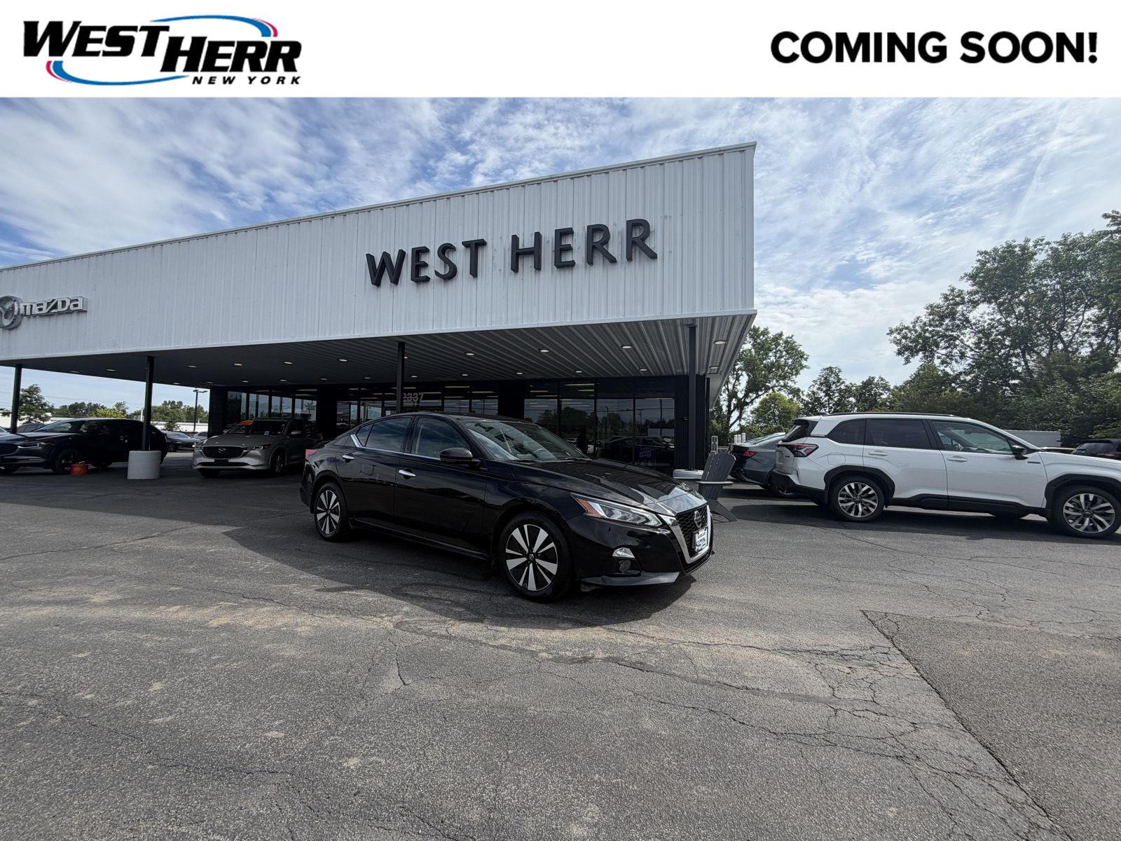 Super Black 2019 Nissan Altima Sedan All-Wheel Drive Continuously Variable Transmission