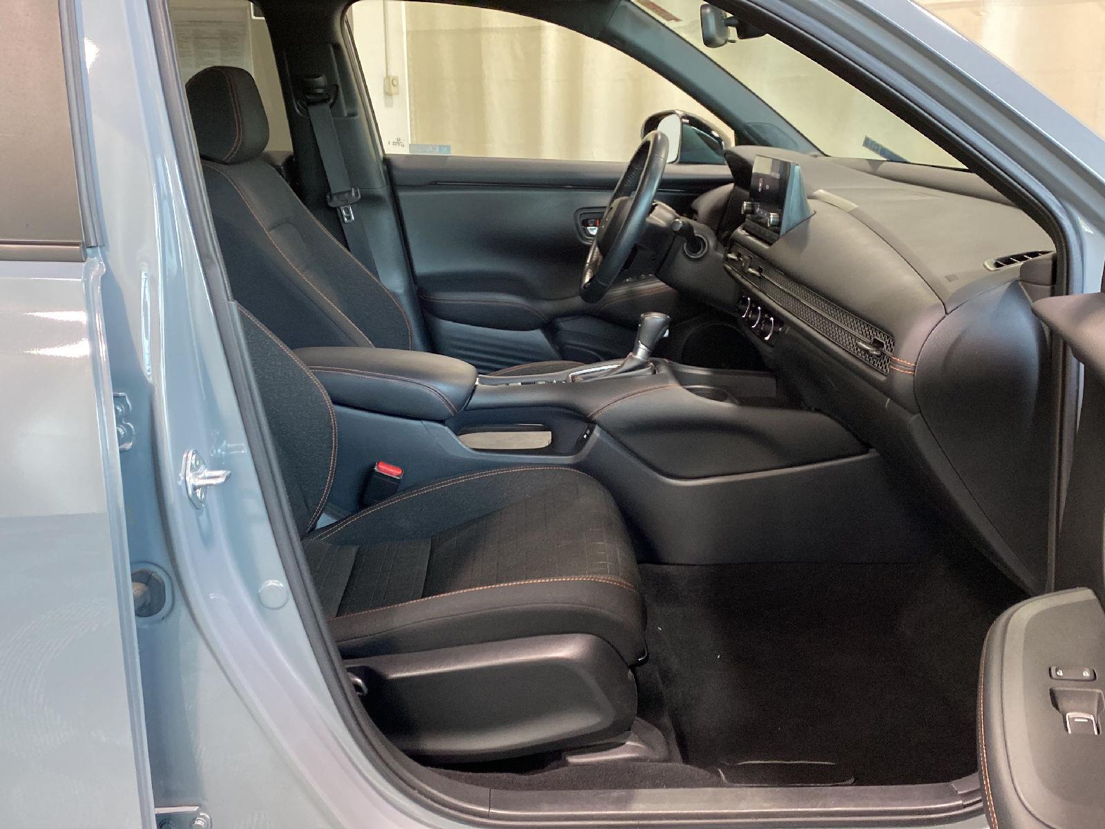 Used 2024 Urban Gray Pearl Honda Sport image 11