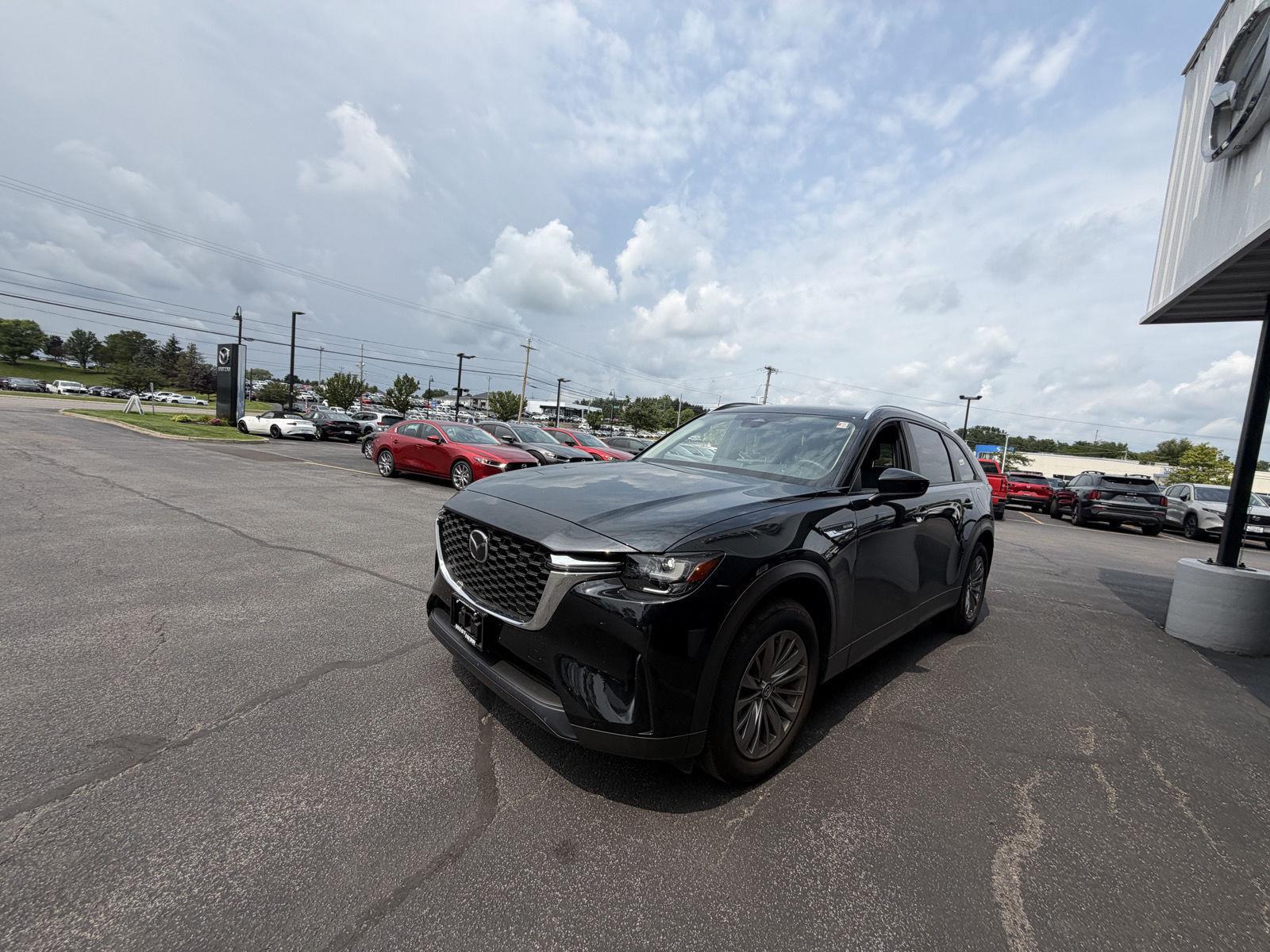 New 2026 Jet Black Mazda 3.3 Turbo Select image 3