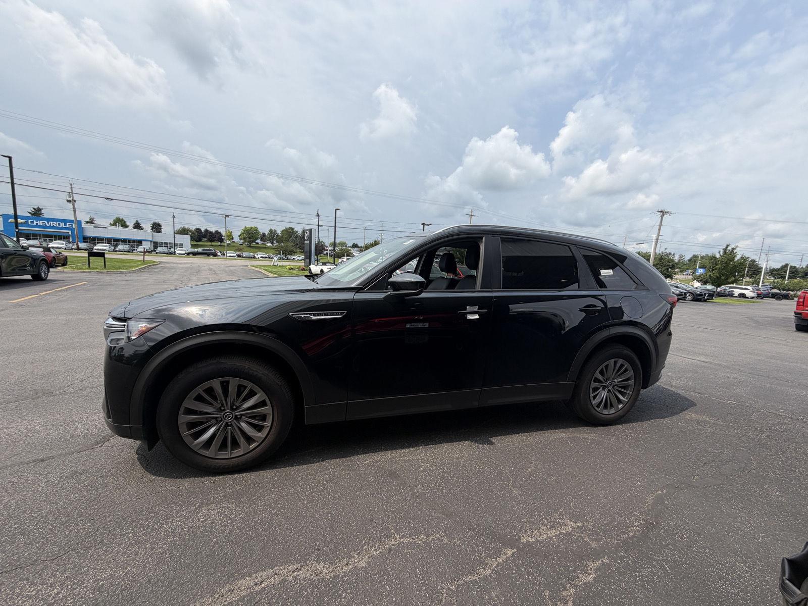 New 2026 Jet Black Mazda 3.3 Turbo Select image 4
