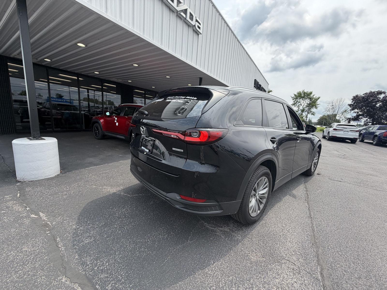 New 2026 Jet Black Mazda 3.3 Turbo Select image 8