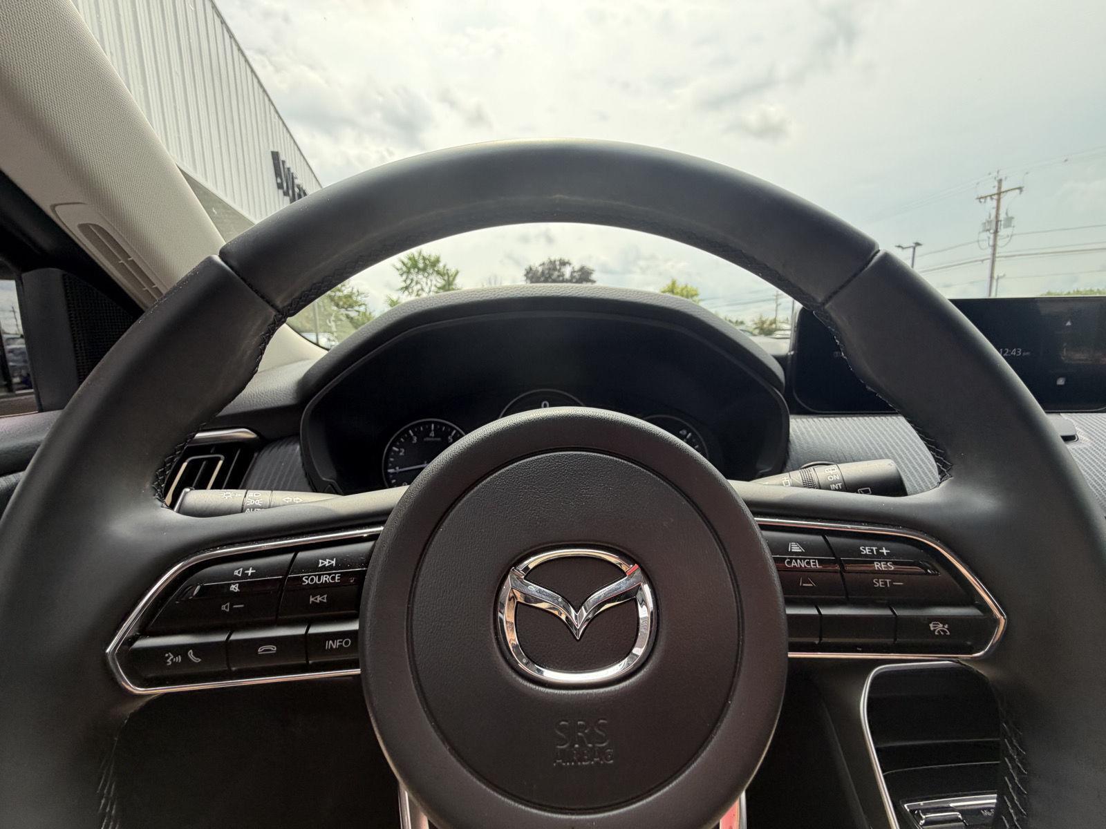 New 2026 Jet Black Mazda 3.3 Turbo Select image 18