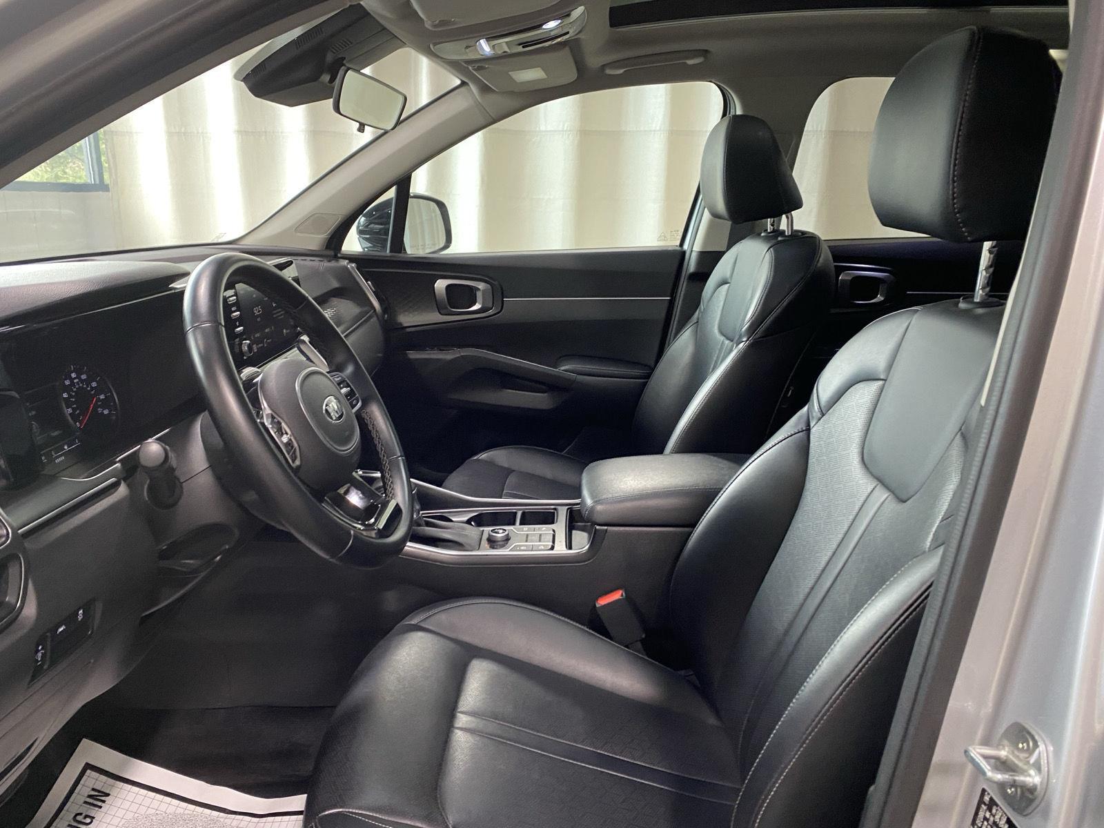 Used 2021 Sparkling Silver Kia S image 16