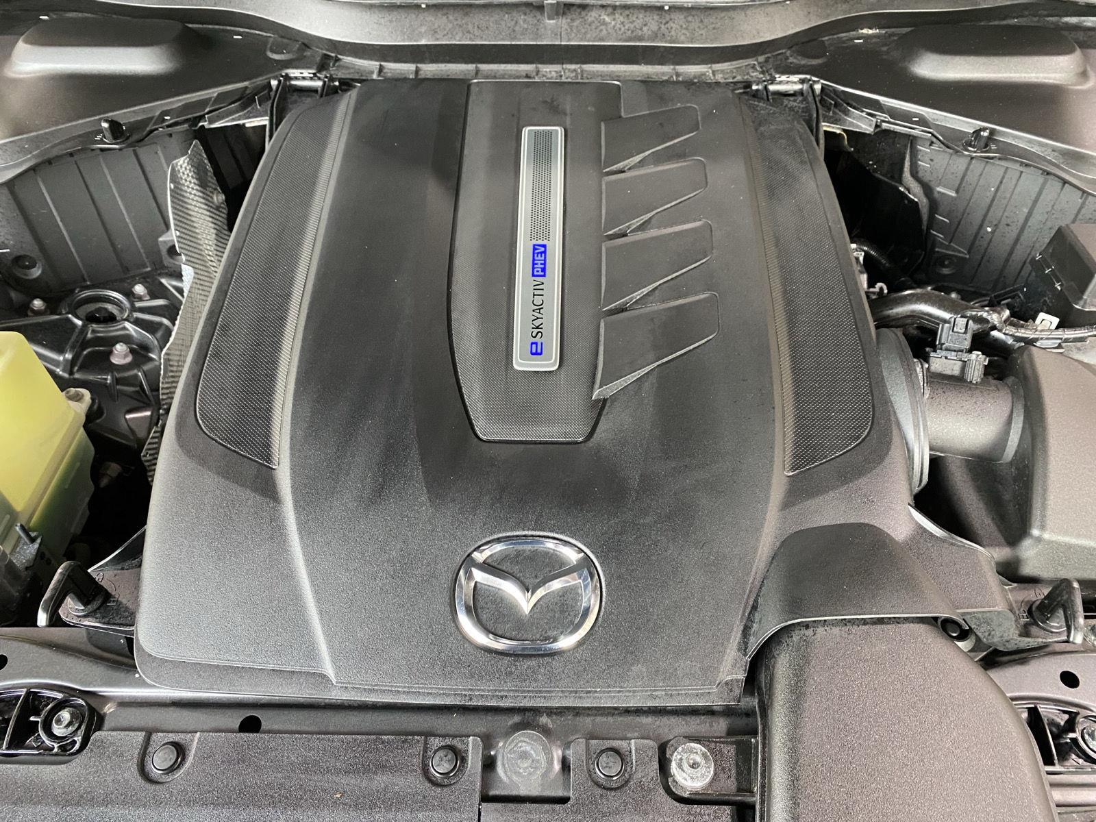 Certified Used 2024 Machine Gray Metallic Mazda Preferred image 9