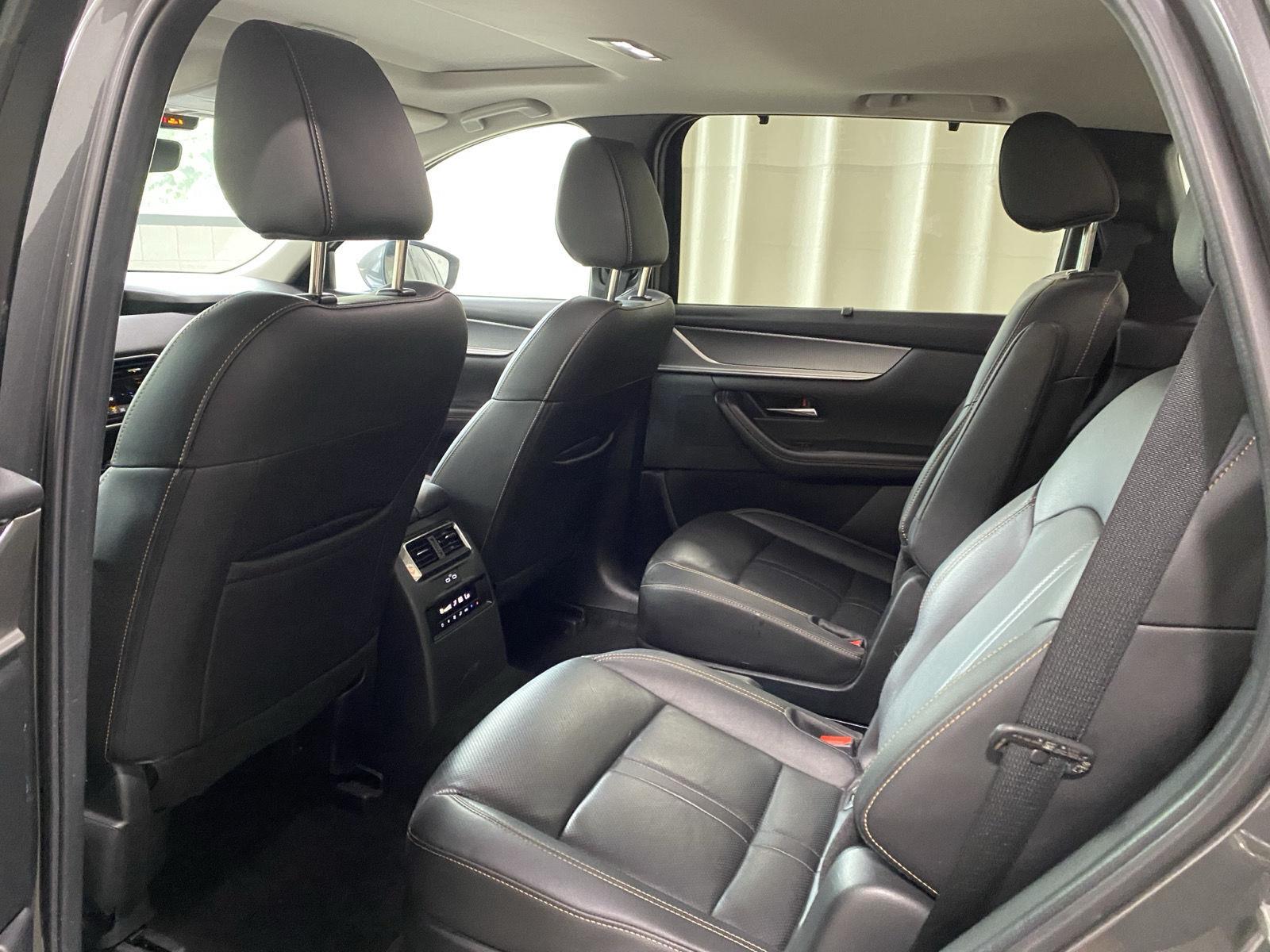 Certified Used 2024 Machine Gray Metallic Mazda Preferred image 16