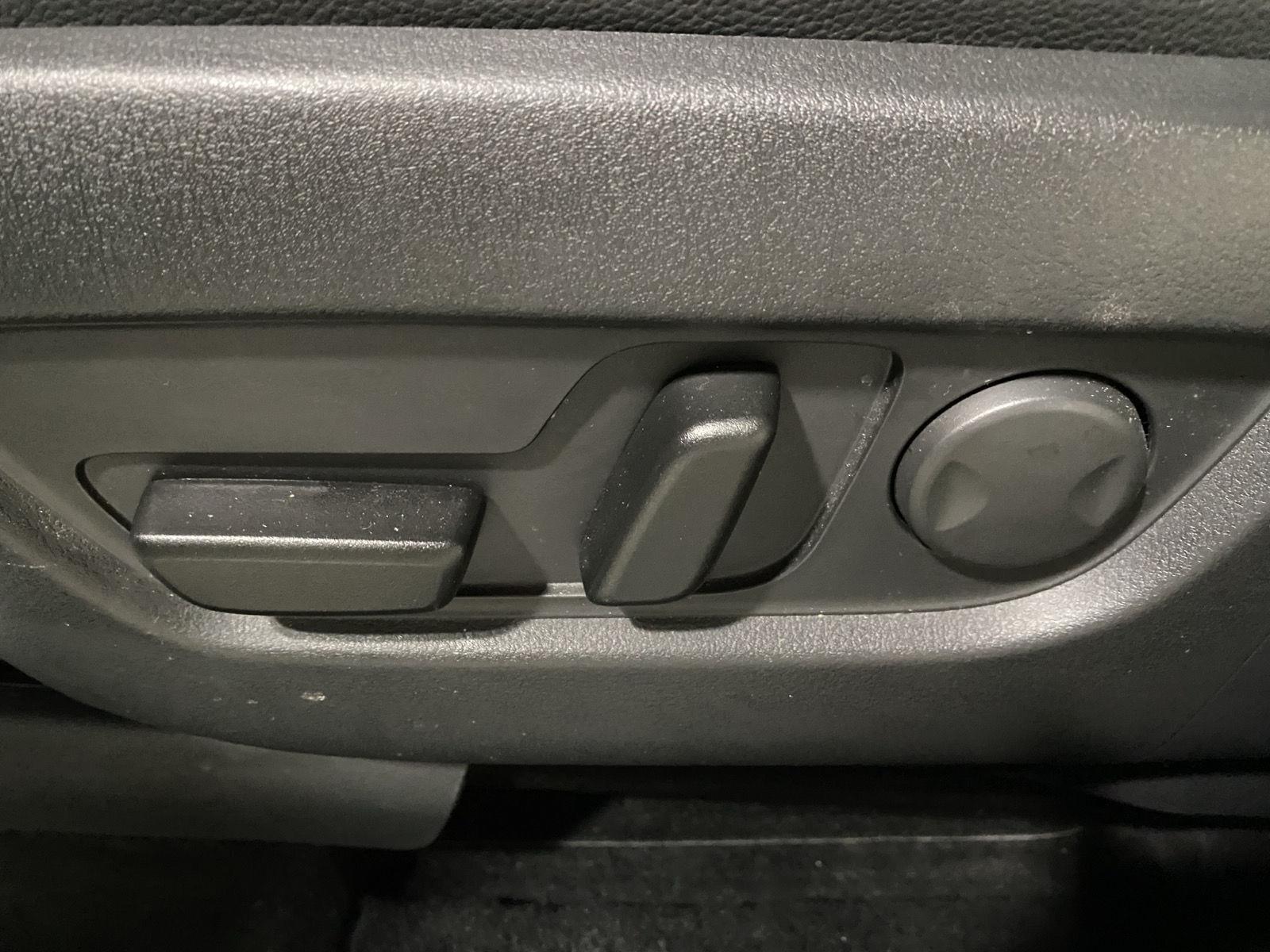 Certified Used 2024 Machine Gray Metallic Mazda Preferred image 19