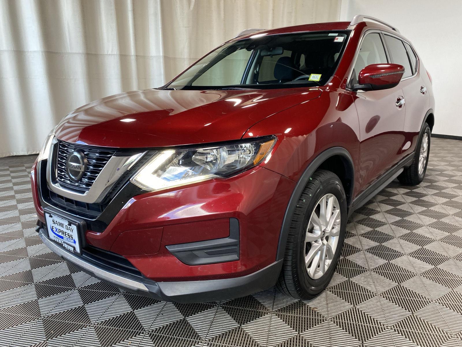 Used 2020 Scarlet Ember Tintcoat Nissan SV image 3