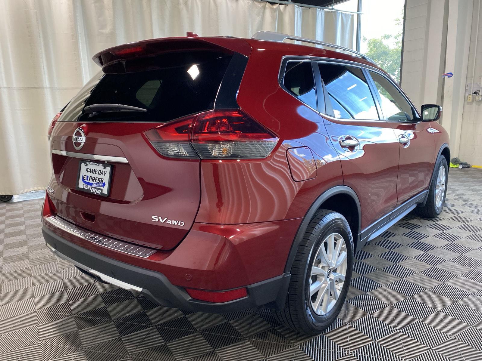 Used 2020 Scarlet Ember Tintcoat Nissan SV image 7