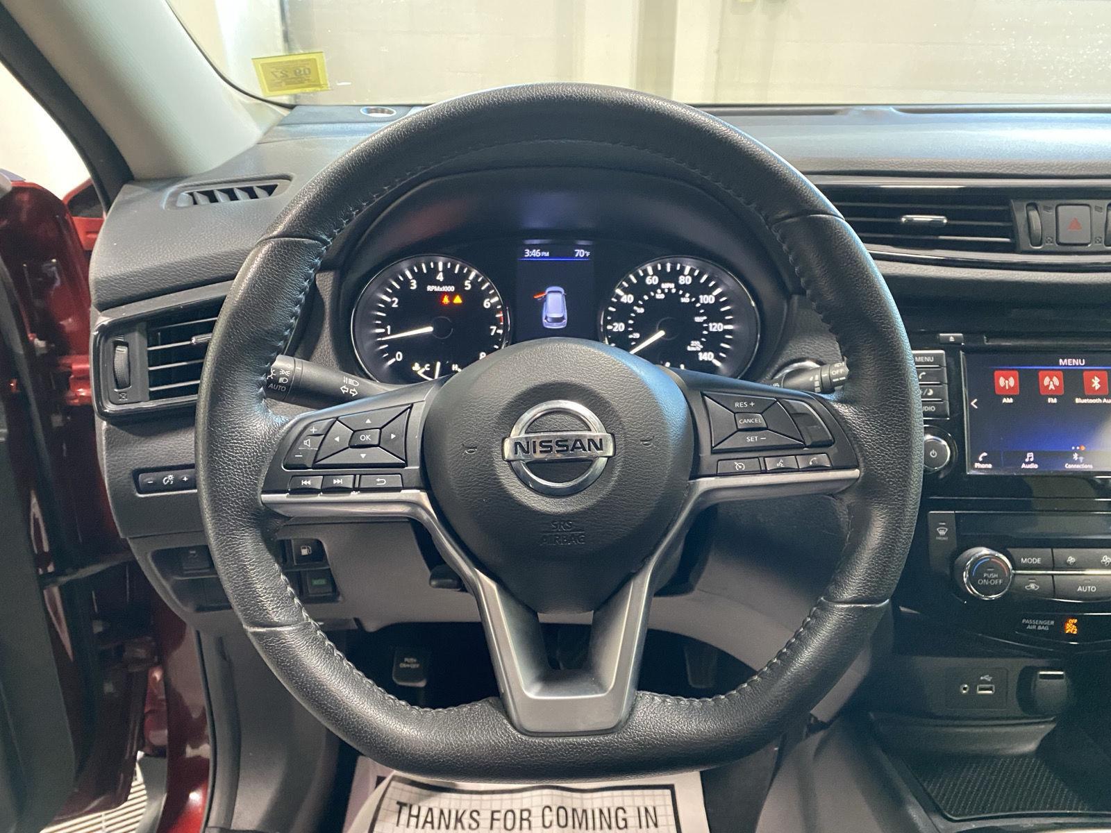 Used 2020 Scarlet Ember Tintcoat Nissan SV image 21