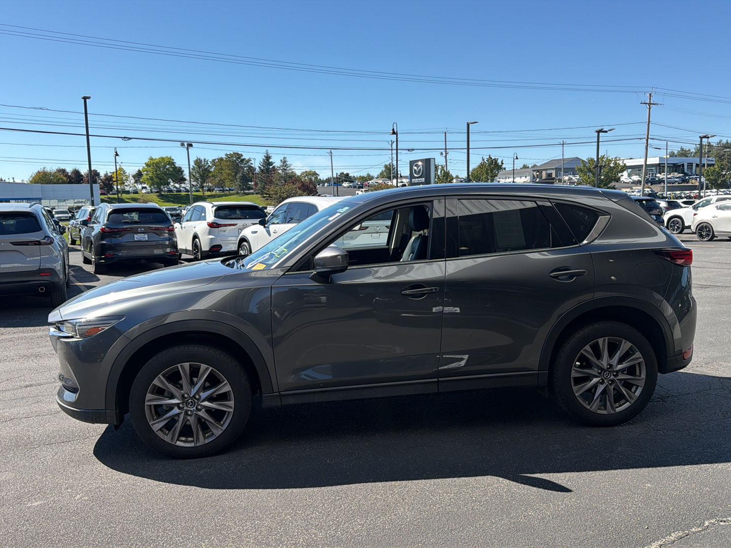 Used 2019 Machine Gray Metallic Mazda Grand Touring image 4