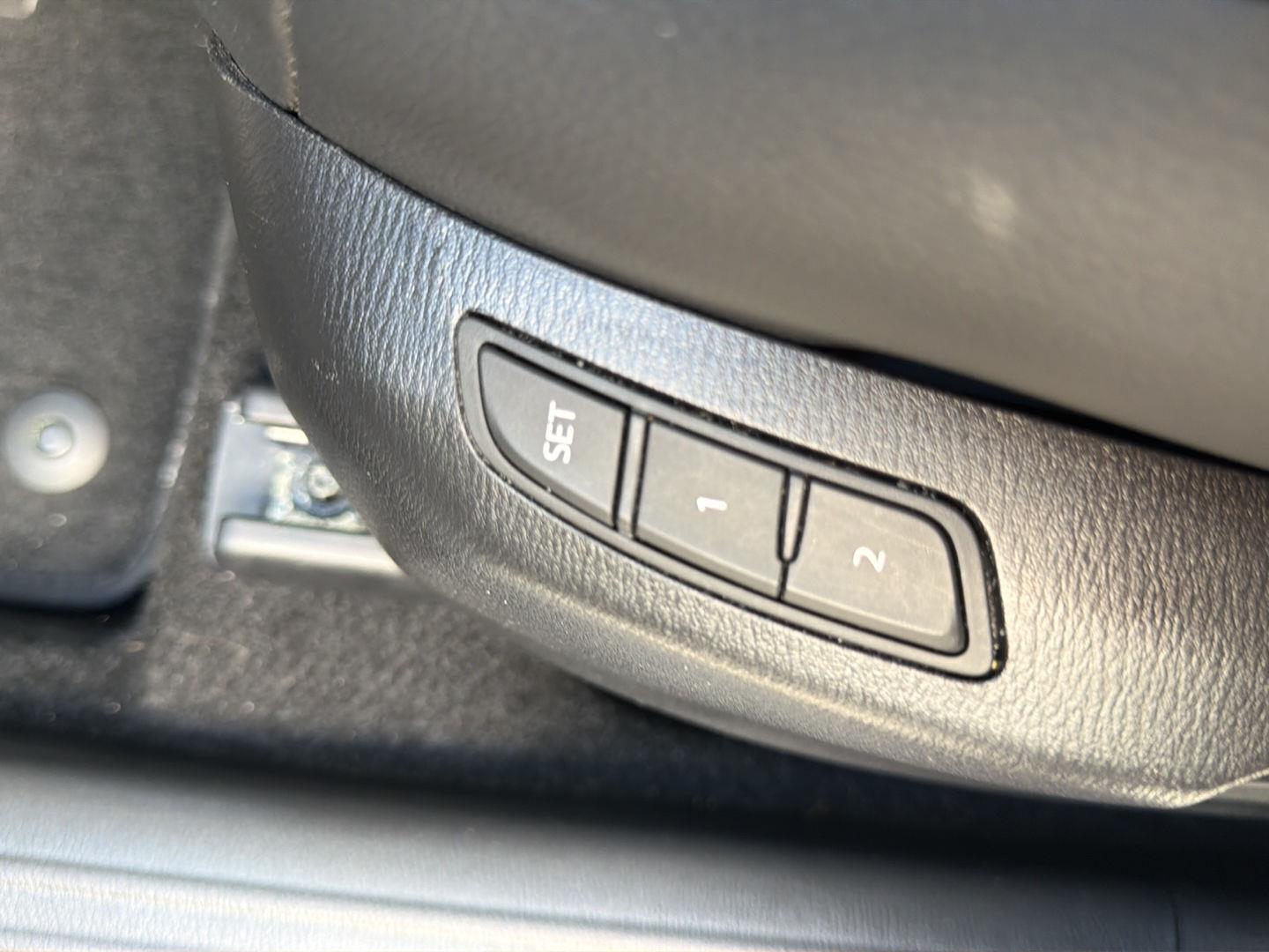 Used 2019 Machine Gray Metallic Mazda Grand Touring image 19