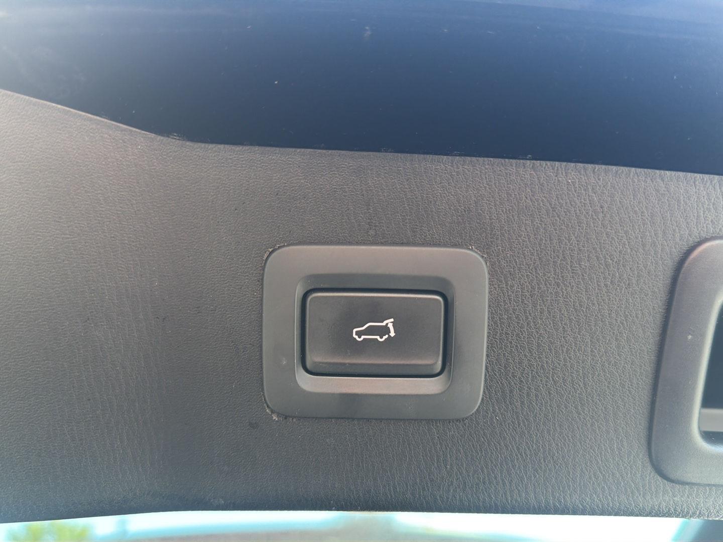 Certified Used 2024  Mazda 2.5 S Preferred image 13