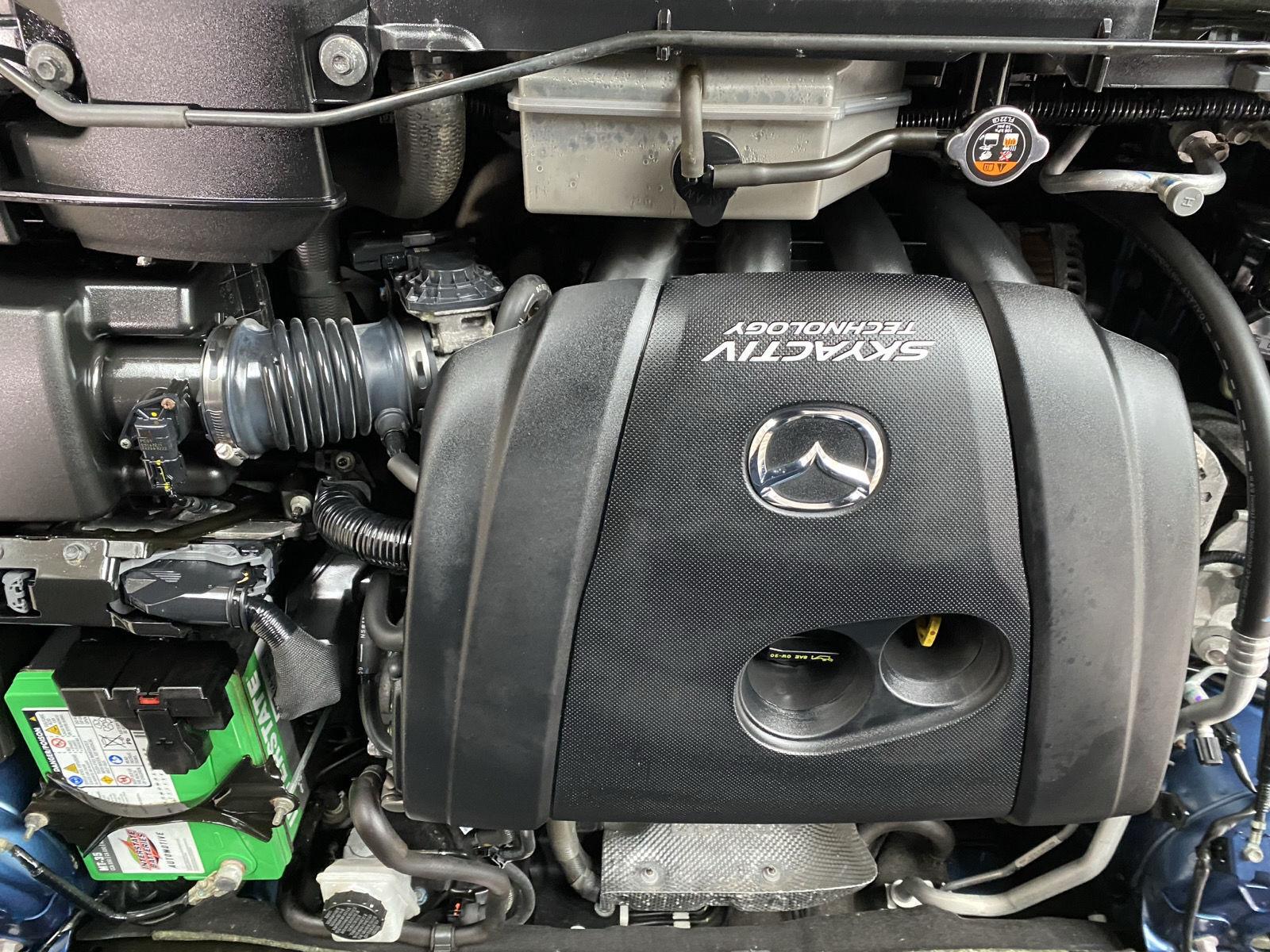 Used 2018 Eternal Blue Mica Mazda Touring image 9