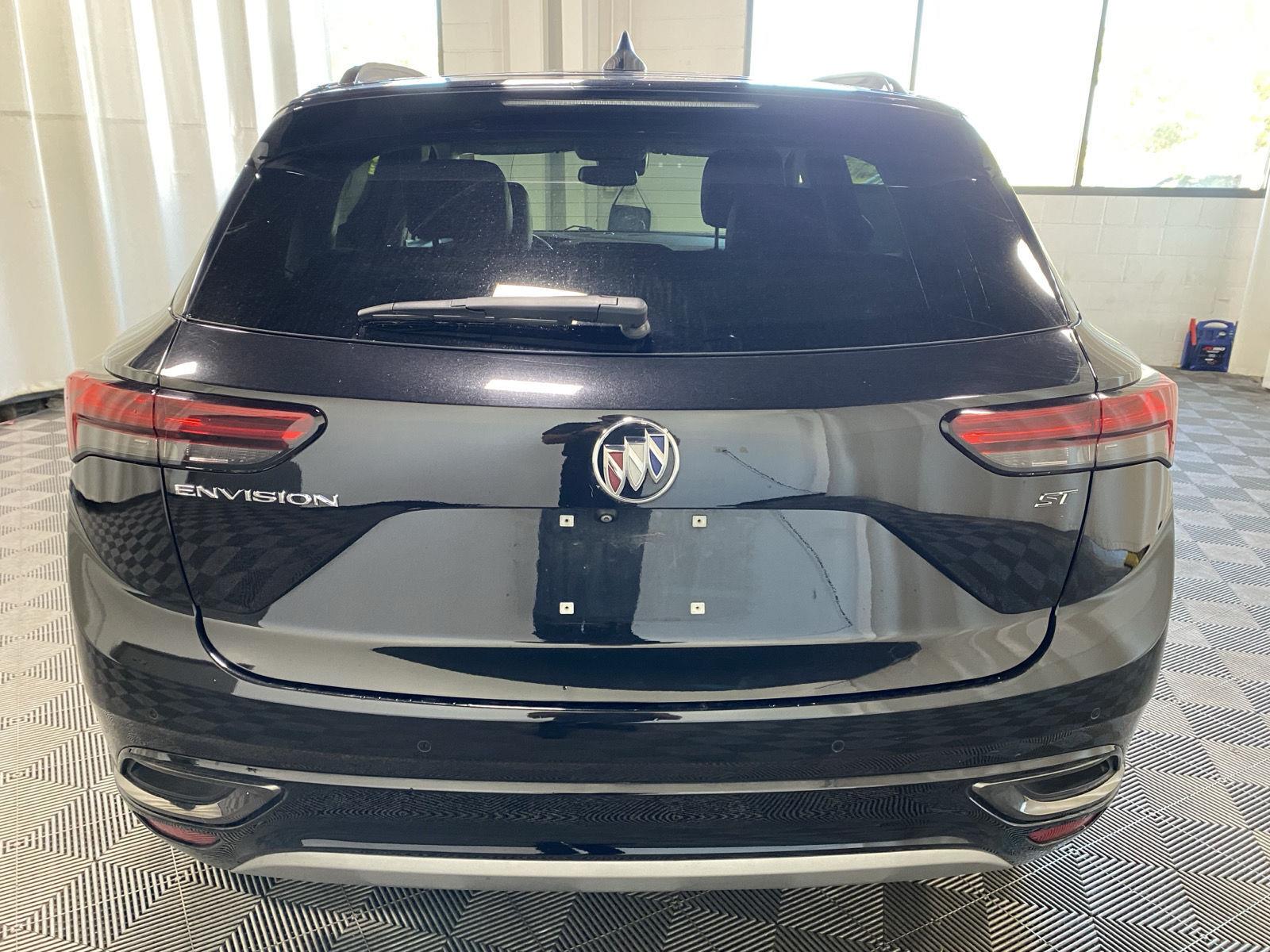 Used 2022 Ebony Twilight Metallic Buick Preferred image 6