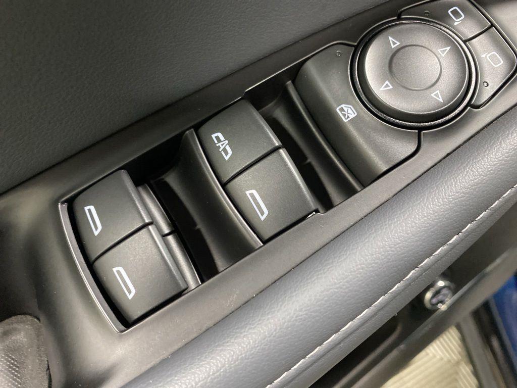 Used 2024 Blue Metallic Buick Essence image 19