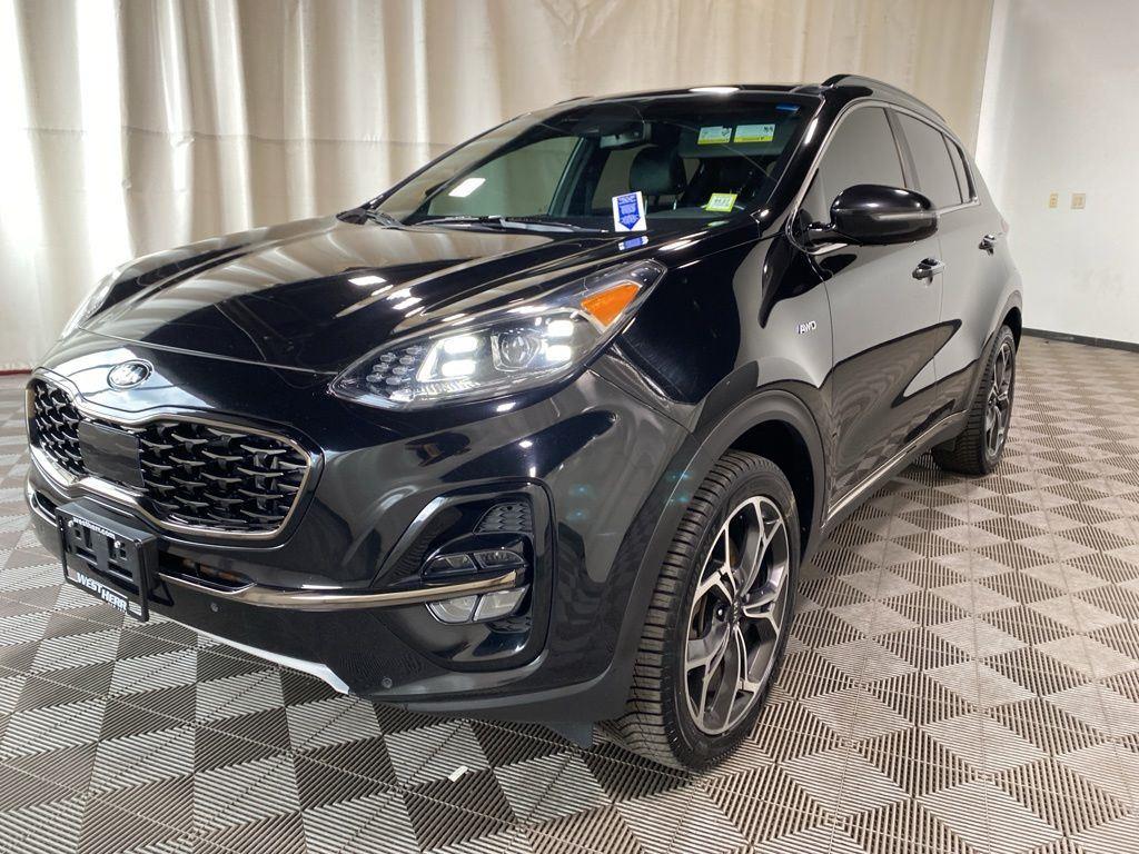 Used 2021 Black Cherry Kia SX image 5