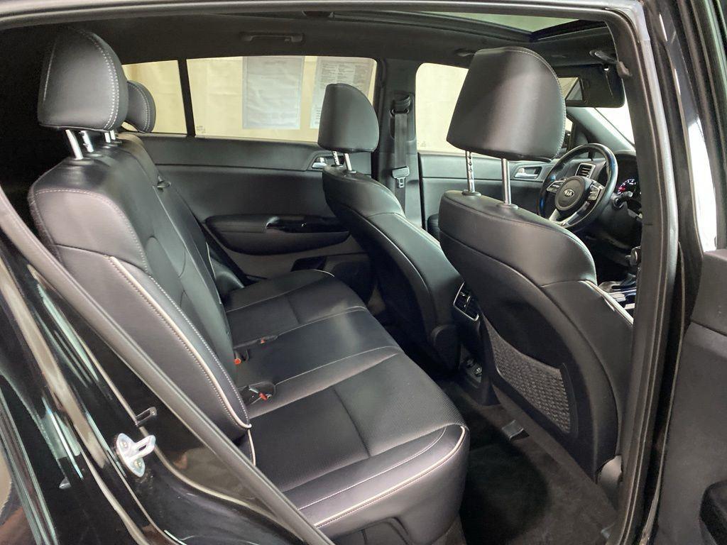 Used 2021 Black Cherry Kia SX image 12