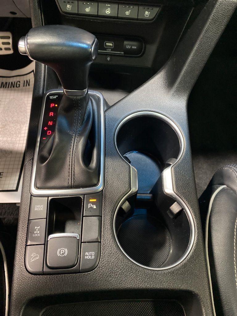 Used 2021 Black Cherry Kia SX image 29