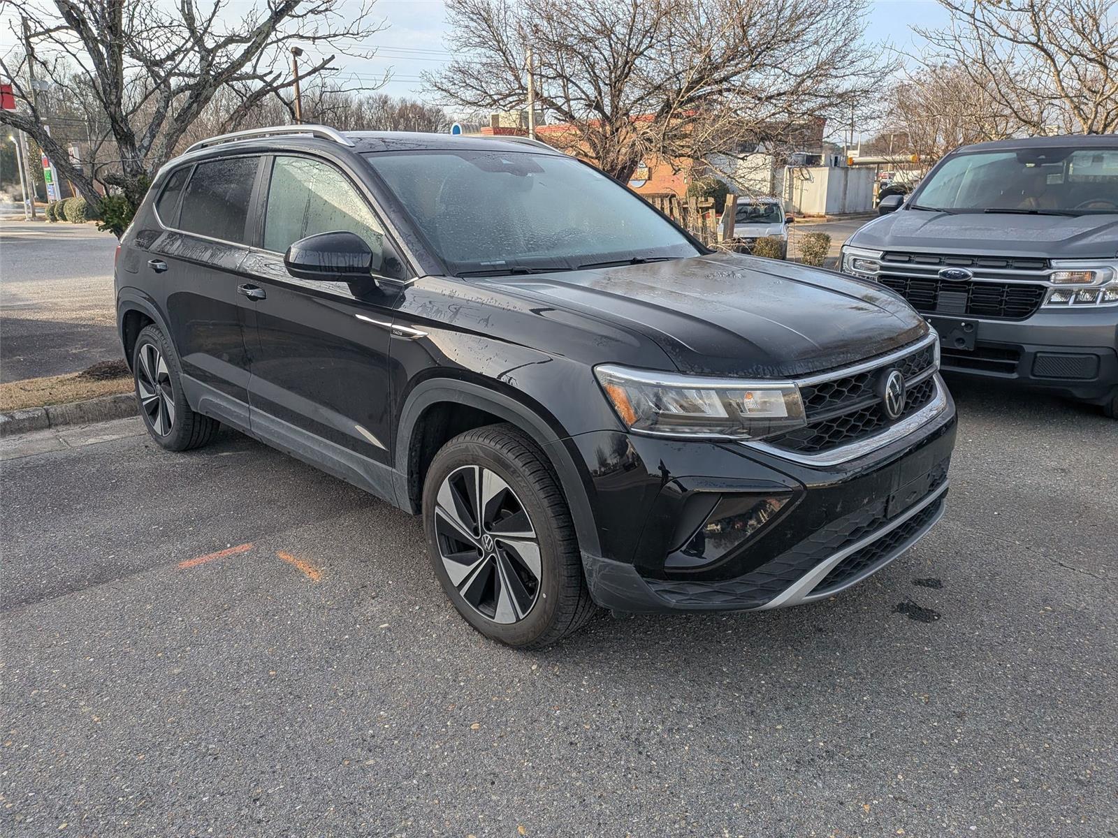 2023 Volkswagen Taos SE 4Motion