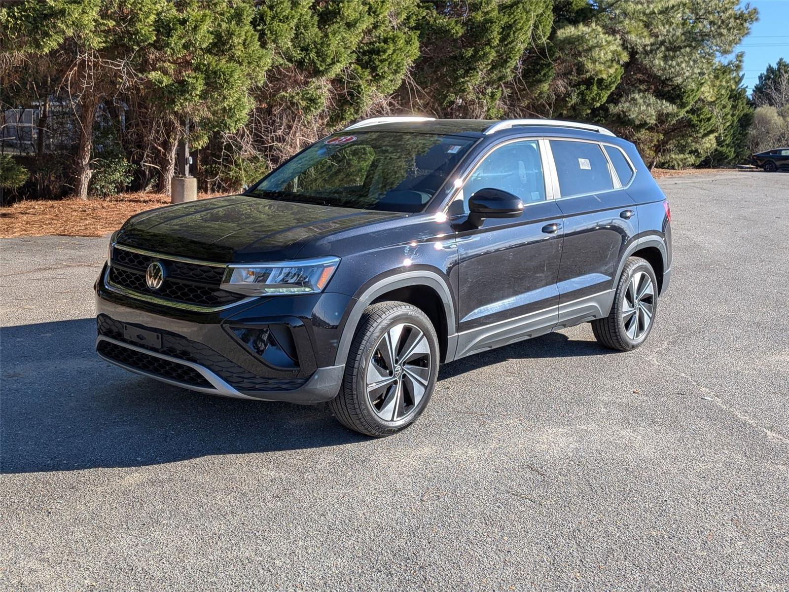 2023 Volkswagen Taos SE 4Motion