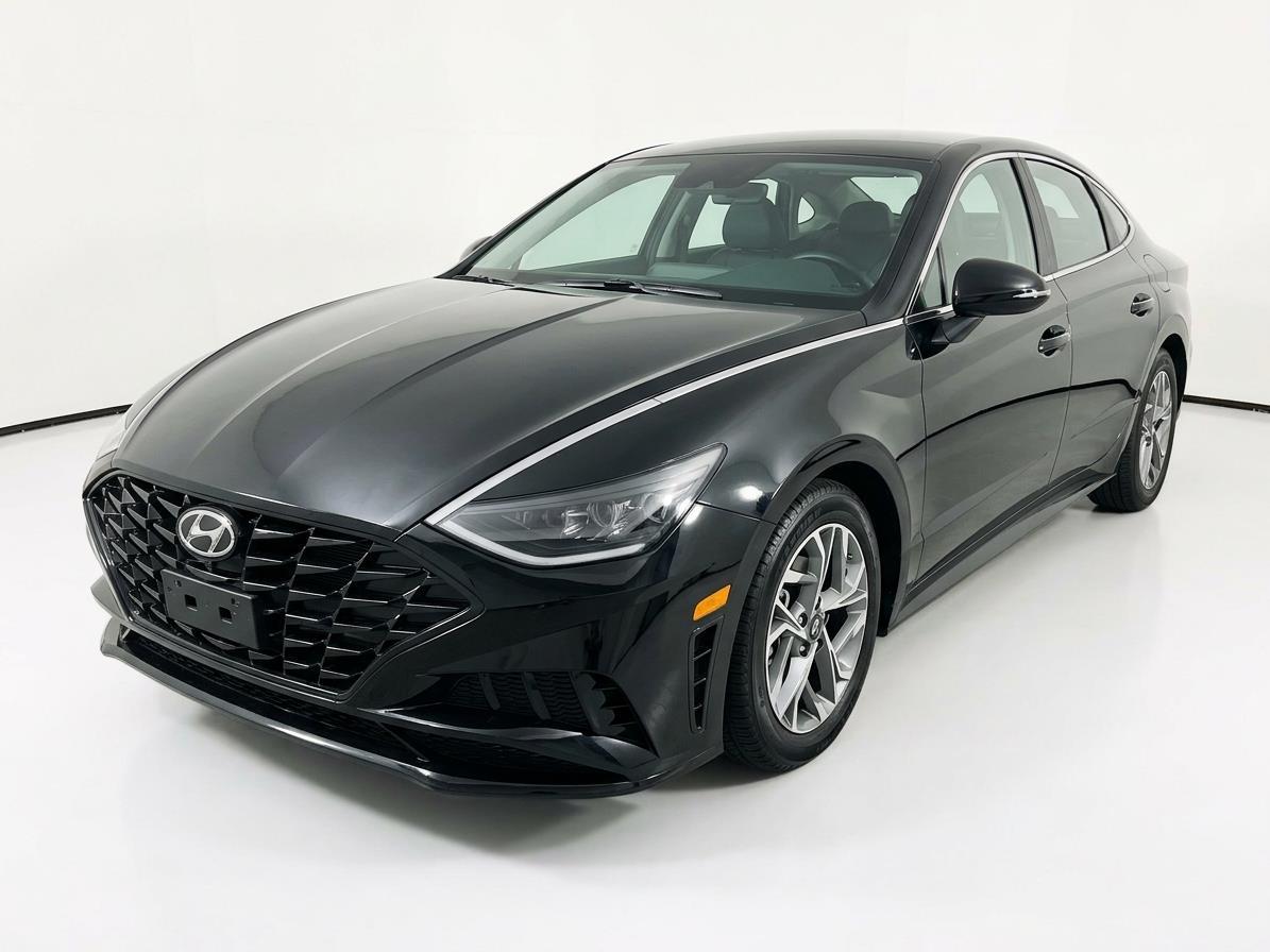 Onyx Black 2023 Hyundai Sonata SEL FWD Sedan Front-Wheel Drive Automatic